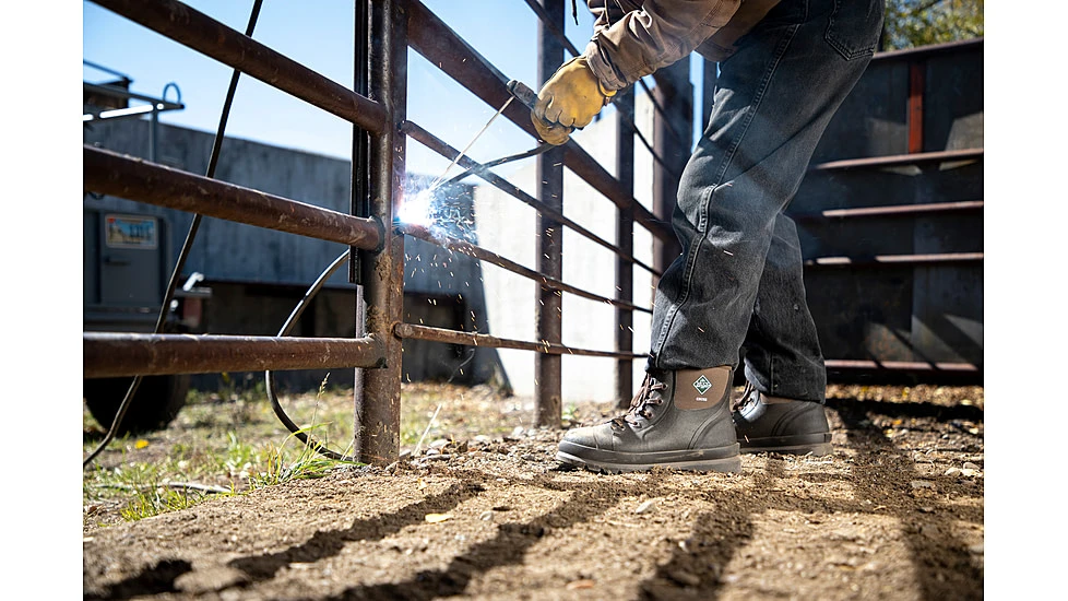 Muck Boots Chore Classic 6in Plain Toe Boots - Men's 9 Muck Boots Chore Classic 6in Plain Toe Boots - Men's - Image 9