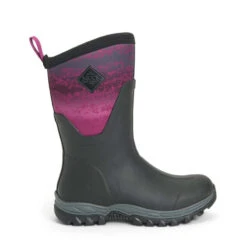 Muck Boots Unisex Arctic Sport Mid Pull On Wellies (Black/Magenta) -Muck Boots unisex arctic sport mid pull on wellies blackmagenta 3